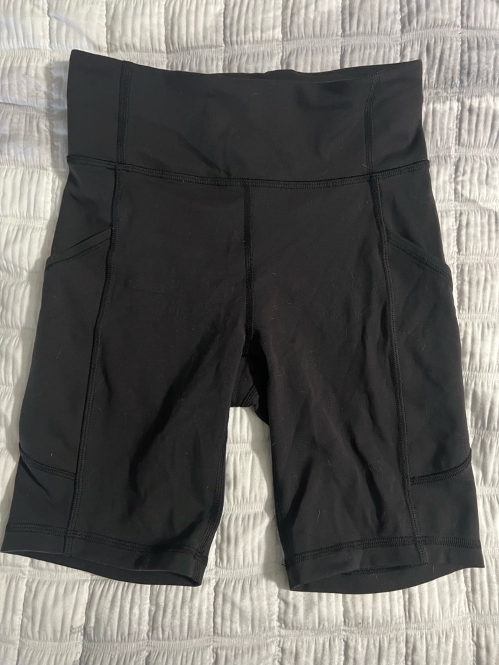 lululemon Invigorate High-Rise Shorts 8”